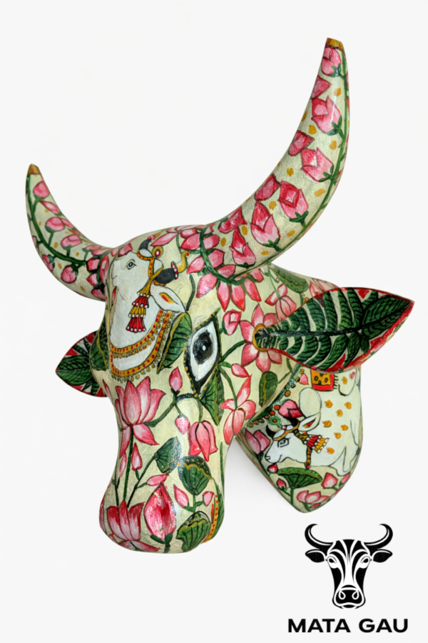 Wooden cow statue for sale: Hand painted wall art decor